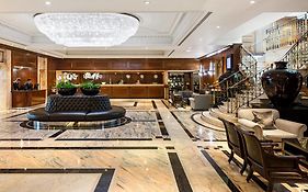 Radisson Blu Edwardian, Heathrow 4*